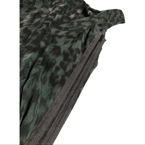 One shoulder dress - Picture 3 of 4